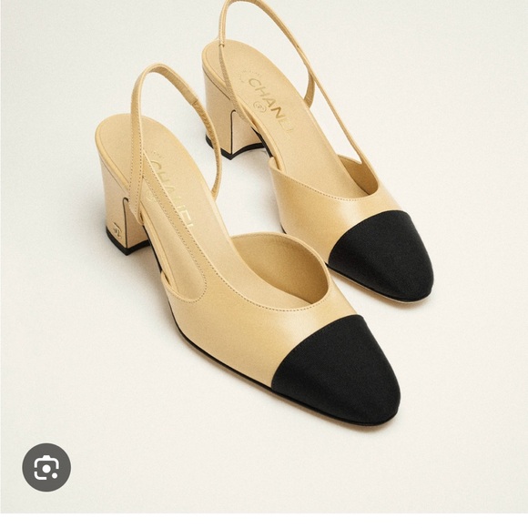 Chanel SLINGBACKS
Goatskin & Grosgrain
Beige & Black authentic size 38 7.5 US - Picture 4 of 9